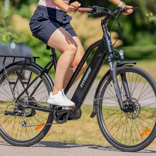 FitNord Ava 500 Compact Elcykel, svart (630 Wh batteri)  med ytterligare ett års garanti