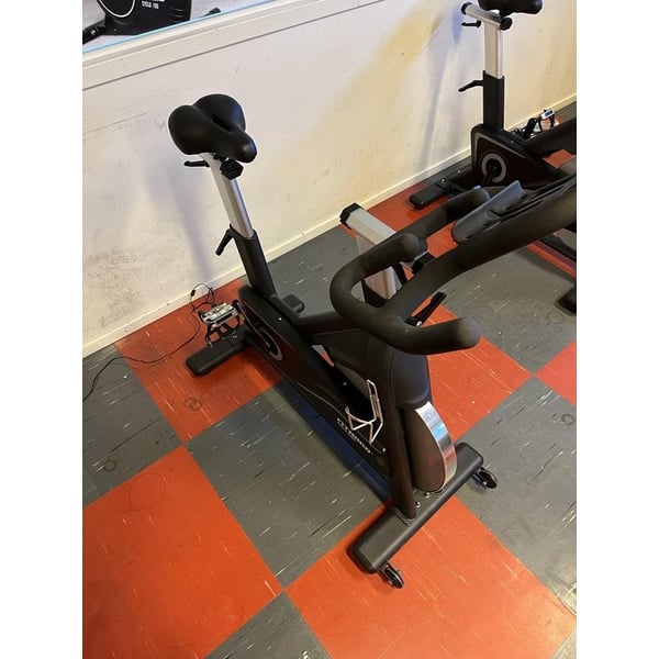 **OUTLET STOCKHOLM** FitNord Racer 1000 Spinningcykel